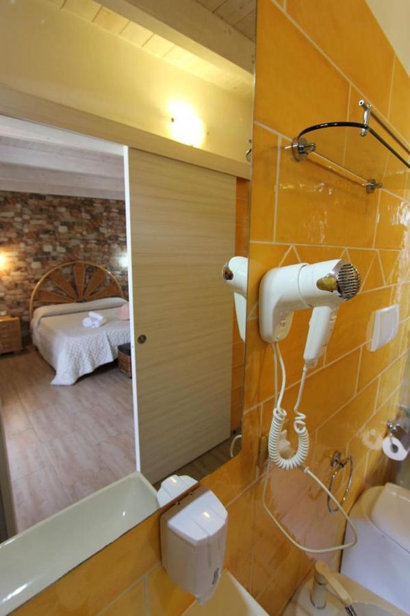 Villa Raggio Di Sole Parcheggio Privato Порто-Чезарео Екстер'єр фото
