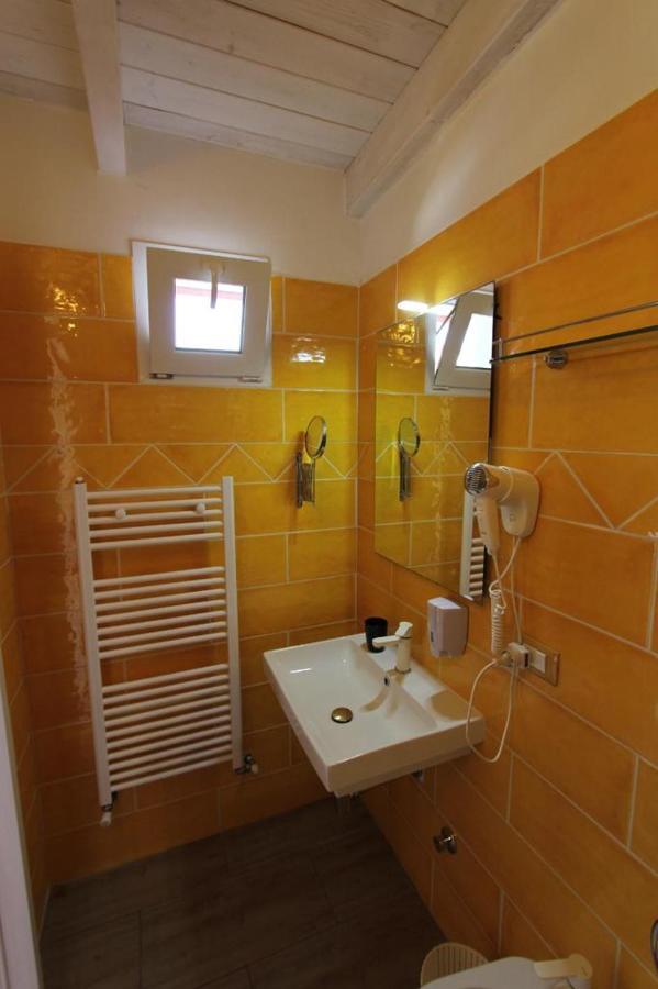 Villa Raggio Di Sole Parcheggio Privato Порто-Чезарео Екстер'єр фото